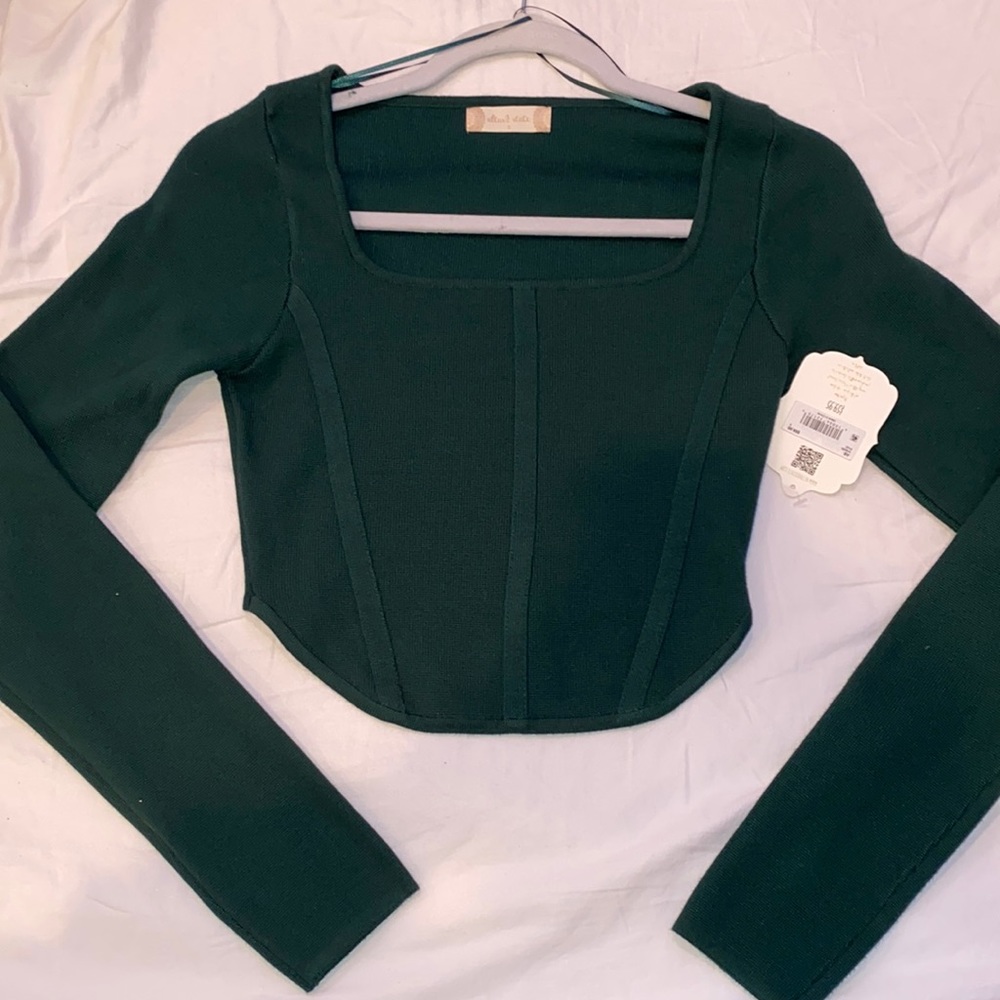 NWT Green Long Sleeve Top